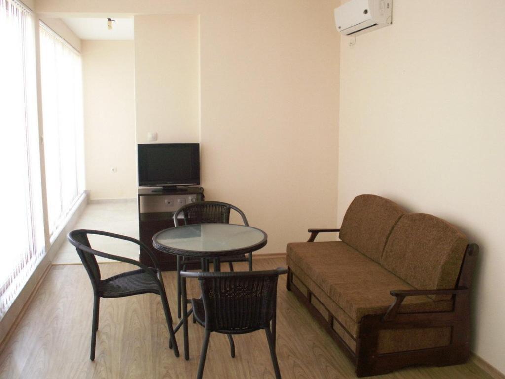 Serenity Hotel Свети-Влас Экстерьер фото