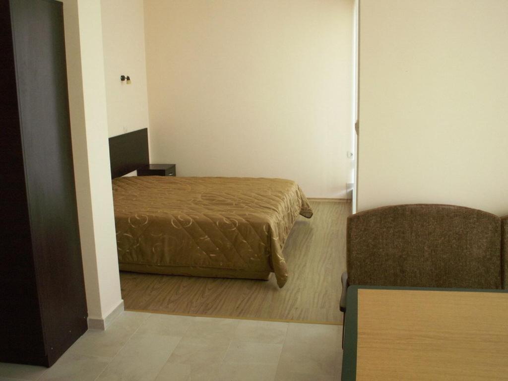 Serenity Hotel Свети-Влас Экстерьер фото